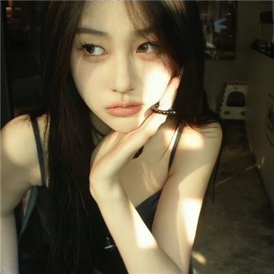 禁苑春浓